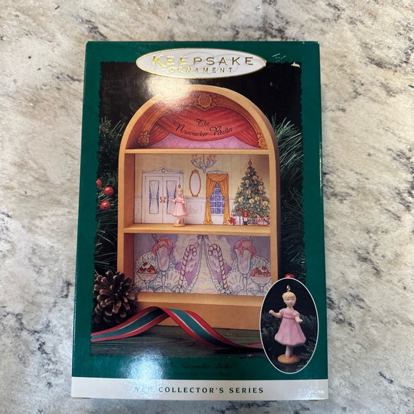 Vintage Hallmark The Nutcracker Ballet Keepsake Ornament - Picture 5 of 8